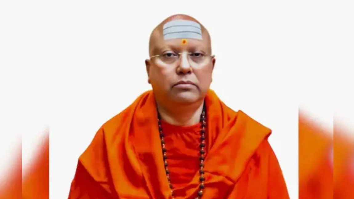 Delhi Baba Scandal: Woman Says She Can’t Meet Because of Period, Aide Says It’s Just Excuses