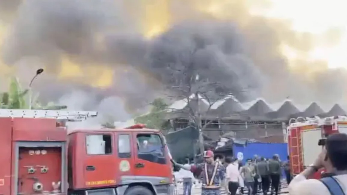 Massive Fire Breaks Out at Dhaka Airport's Cargo Section; All Flight Operations Suspended