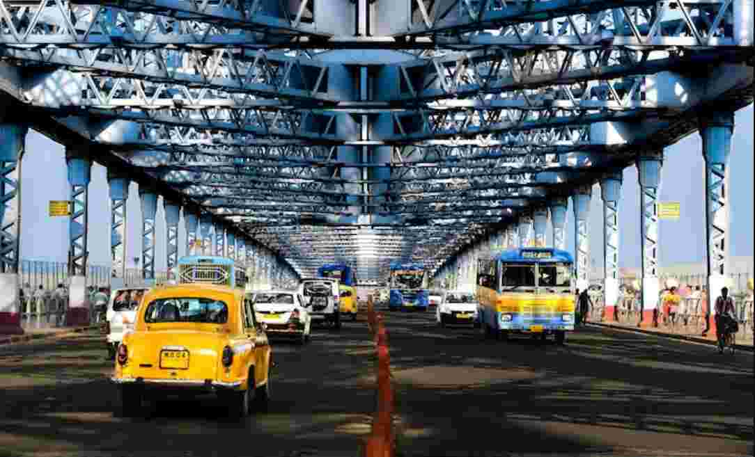 Powerful Quake in Bangladesh Sends Shockwaves to Kolkata