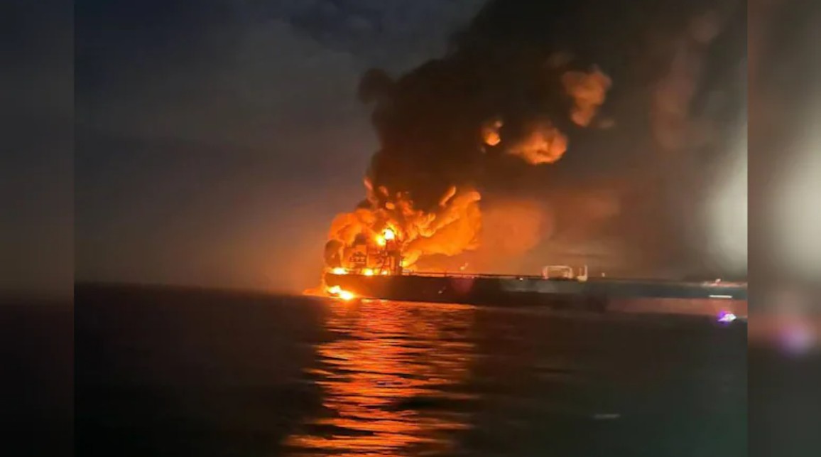 Russian “Shadow Fleet” Tanker Virat Hit by Unmanned Drones in Black Sea